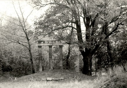 1984 Ruine Lindenallee